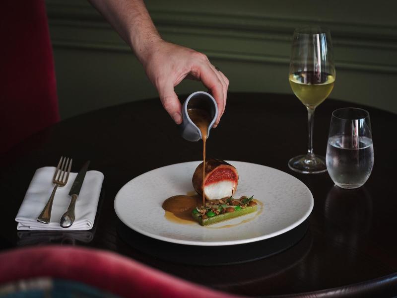 The Devonshire Arms Hotel image