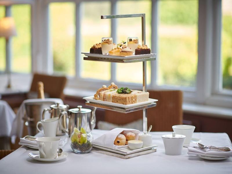 The Devonshire Arms Hotel image