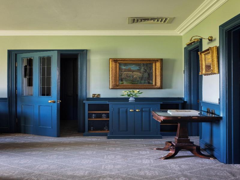 The Devonshire Arms Hotel image