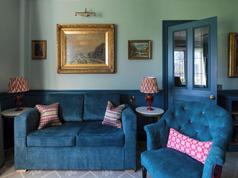 The Devonshire Arms Hotel image