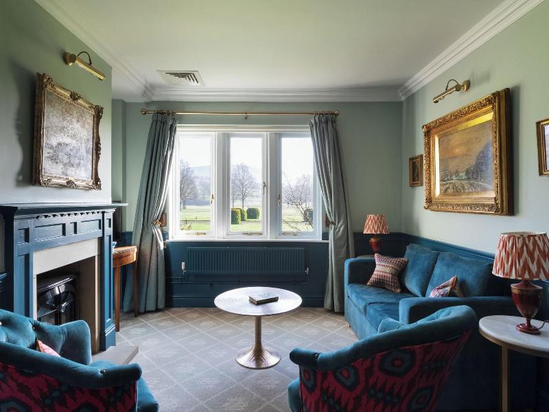 The Devonshire Arms Hotel image