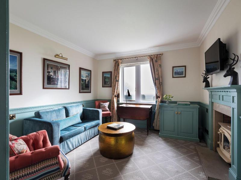 The Devonshire Arms Hotel image