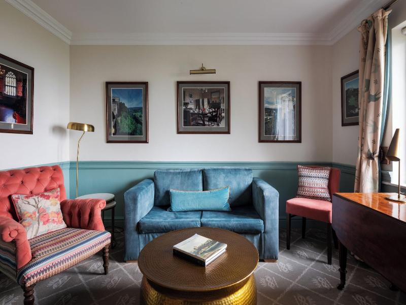 The Devonshire Arms Hotel image