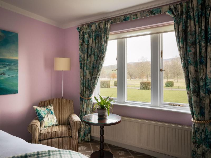 The Devonshire Arms Hotel image
