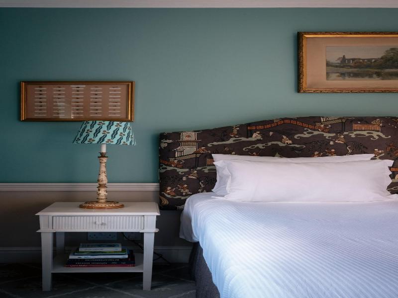 The Devonshire Arms Hotel image