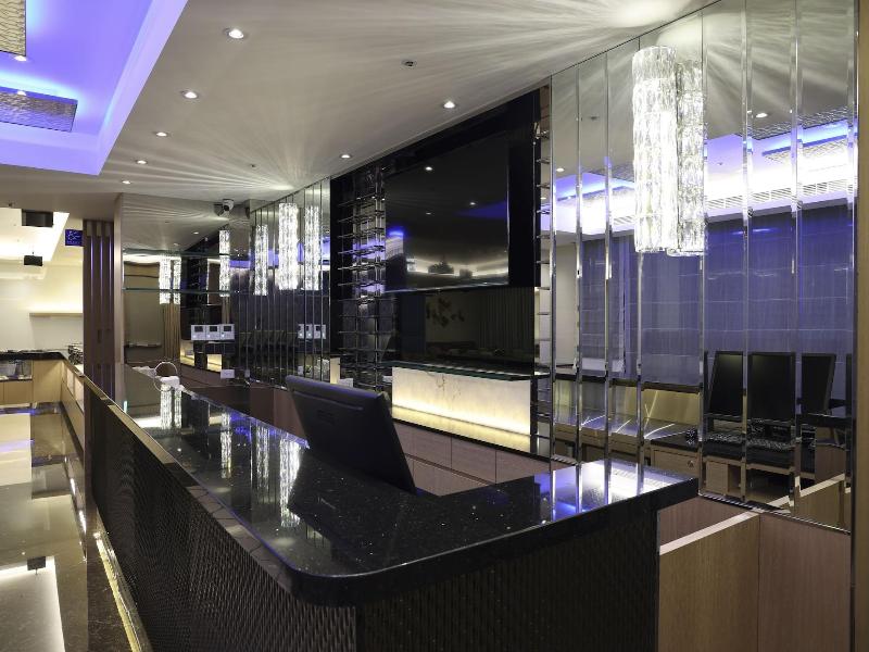 Royal Jade Boutique Hotel image