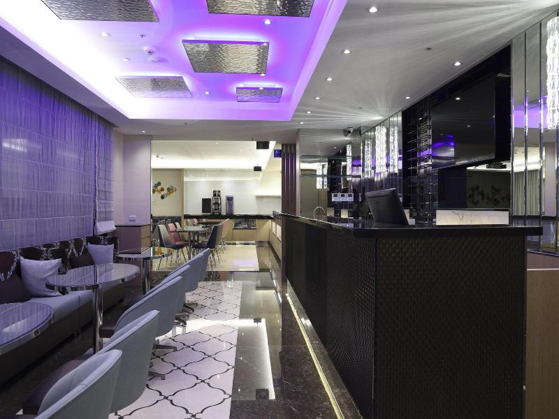 Royal Jade Boutique Hotel image