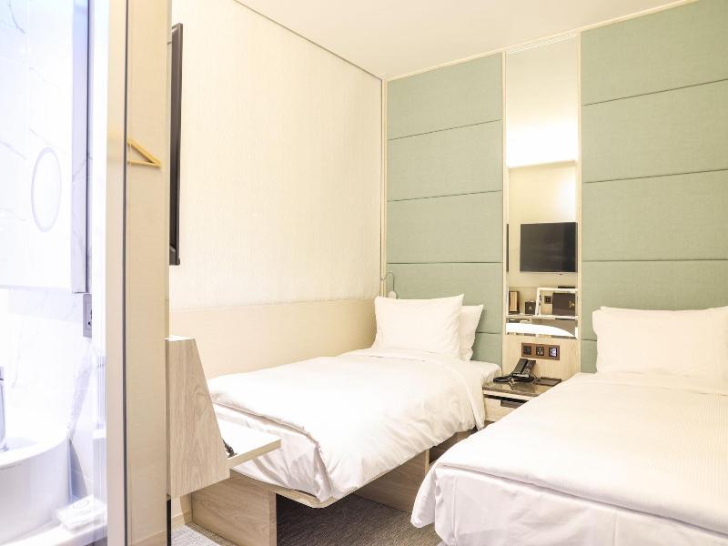 Royal Jade Boutique Hotel image