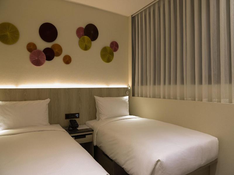 Royal Jade Boutique Hotel image