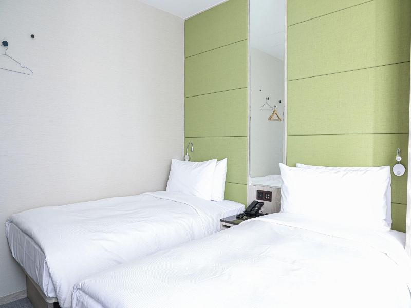Royal Jade Boutique Hotel image