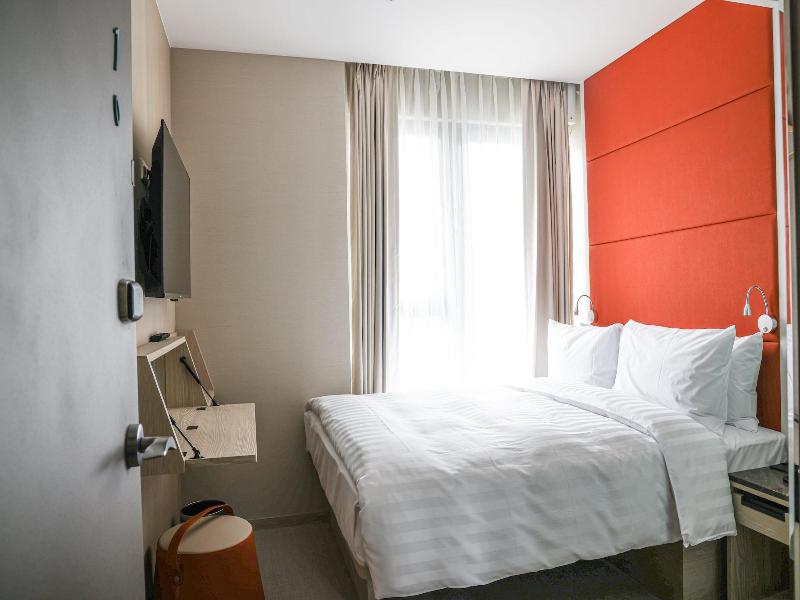 Royal Jade Boutique Hotel image