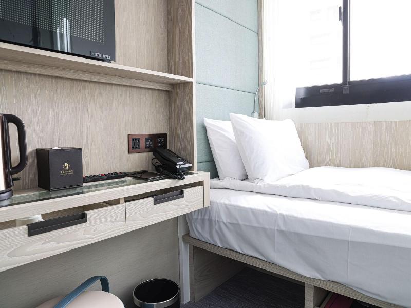 Royal Jade Boutique Hotel image