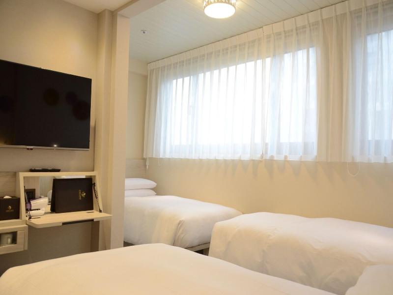 Royal Jade Boutique Hotel image