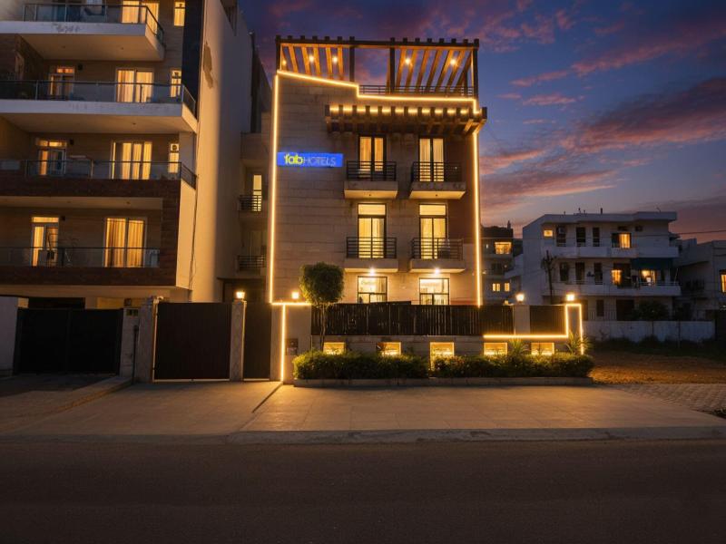 Fabhotel Jdm Residency image