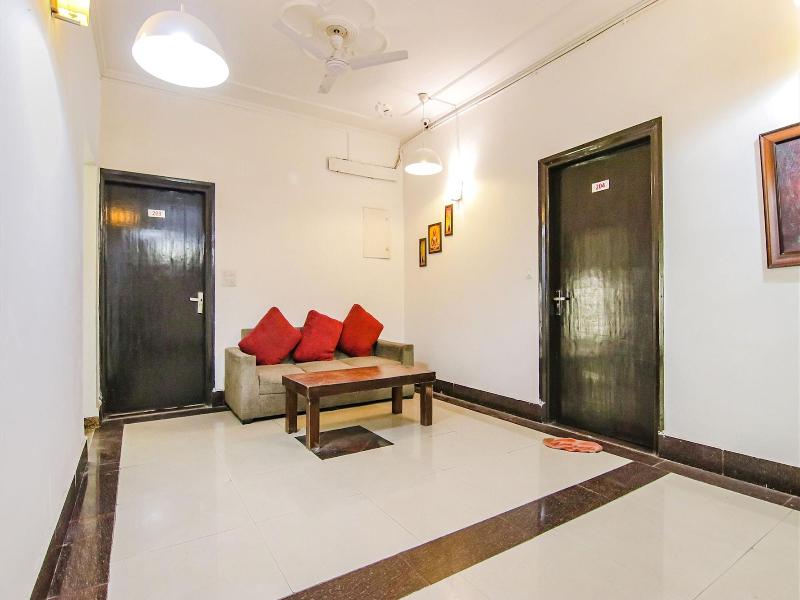 Fabhotel Jdm Residency image