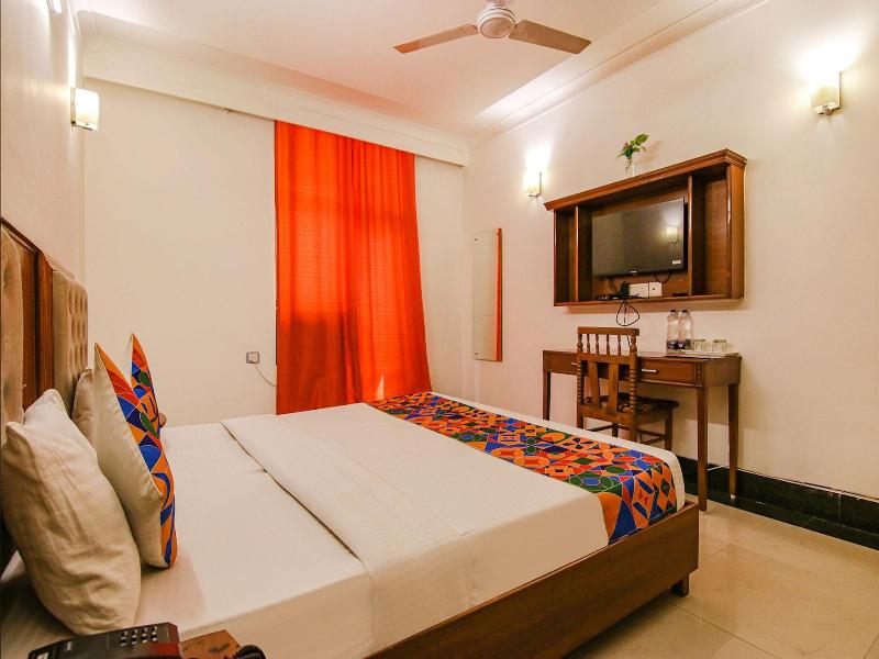 Fabhotel Jdm Residency image