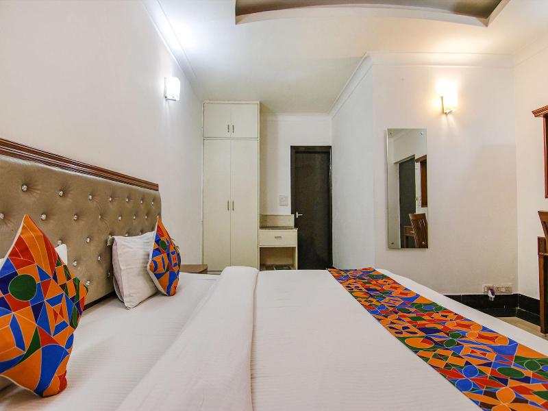 Fabhotel Jdm Residency image