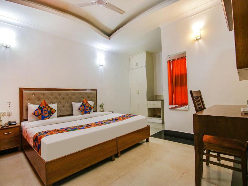 Fabhotel Jdm Residency image