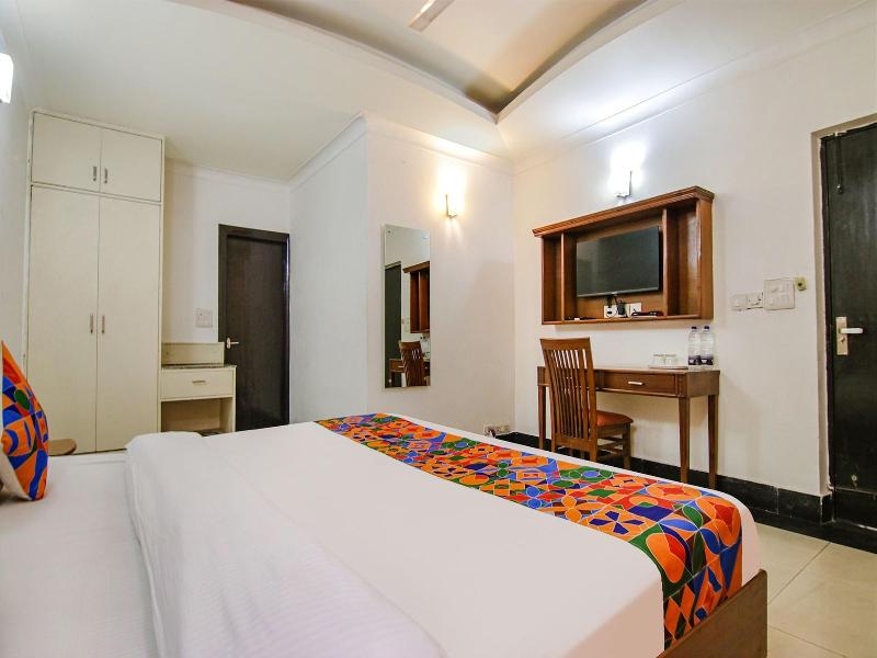 Fabhotel Jdm Residency image