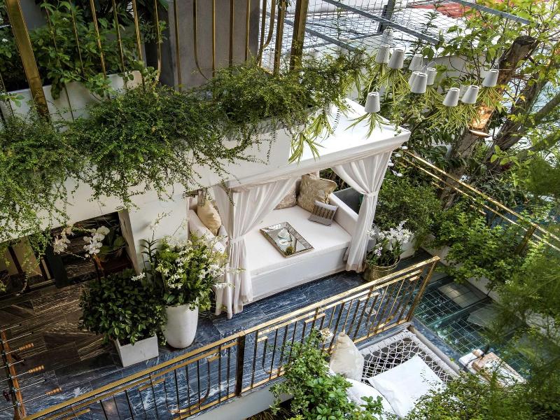Bed In Town Saigon image