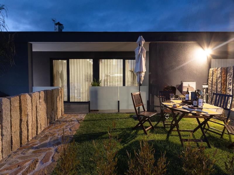 Abracos Dos Avos Casas De Aldeia image