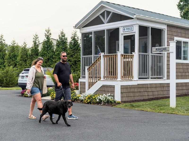 Shore Point Cottages image