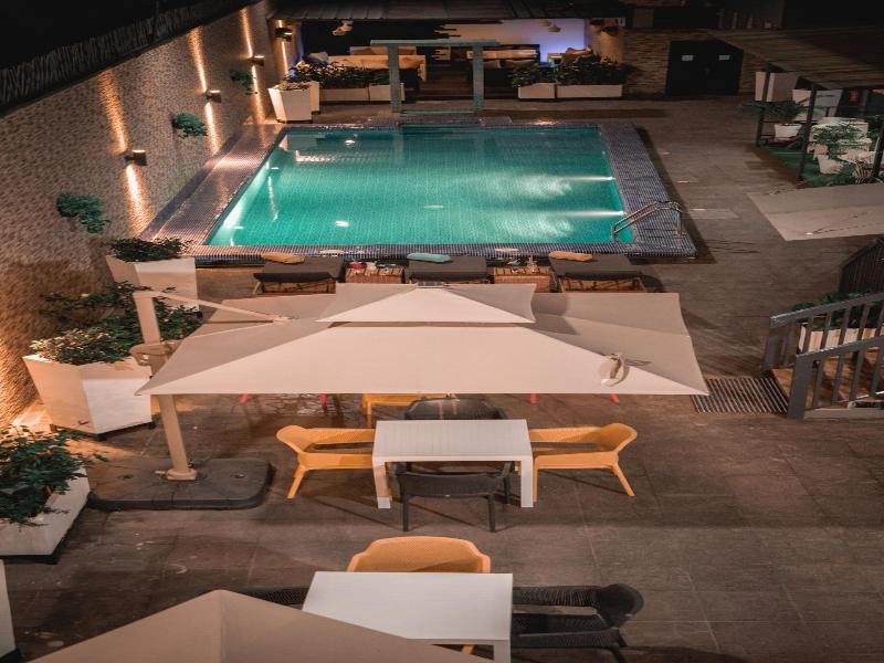 Platinum Cocotiers Hotel image