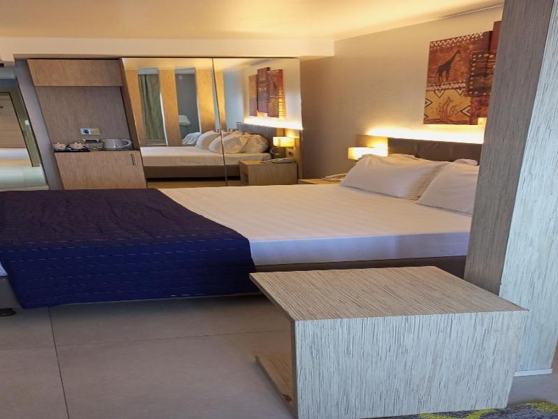 Platinum Cocotiers Hotel image