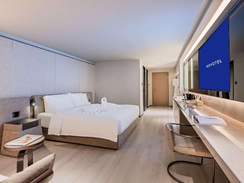 Novotel Shanghai Hongqiao Gubei image