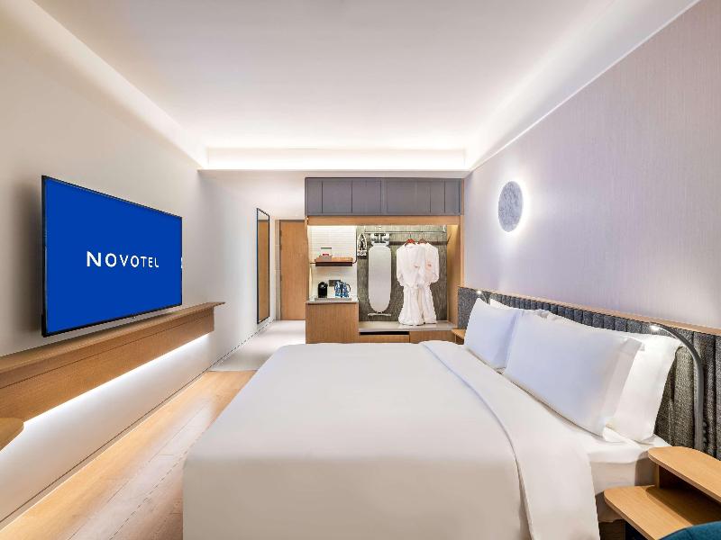 Novotel Shanghai Hongqiao Gubei image