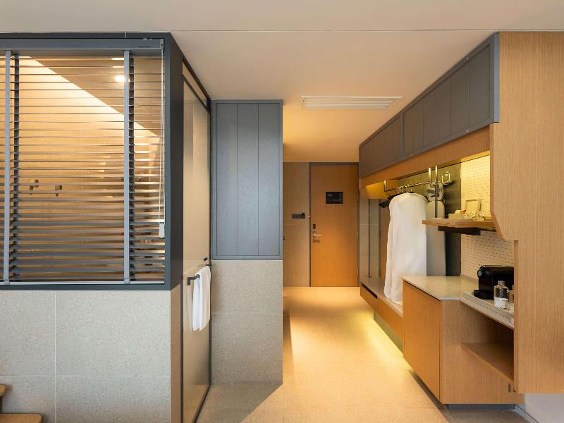 Novotel Shanghai Hongqiao Gubei image