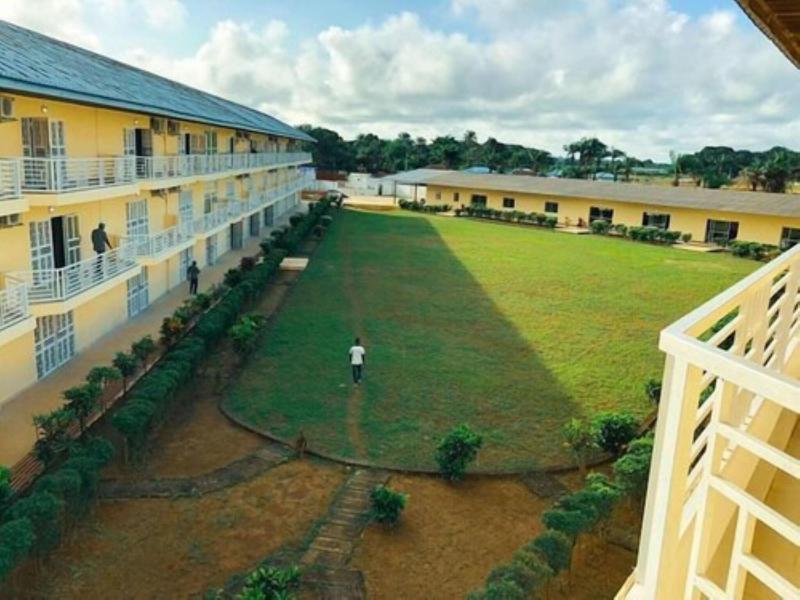Lungi Gateway Hotel image