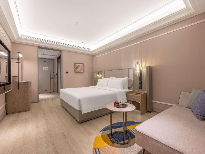 Mercure Chengdu Global Center — view