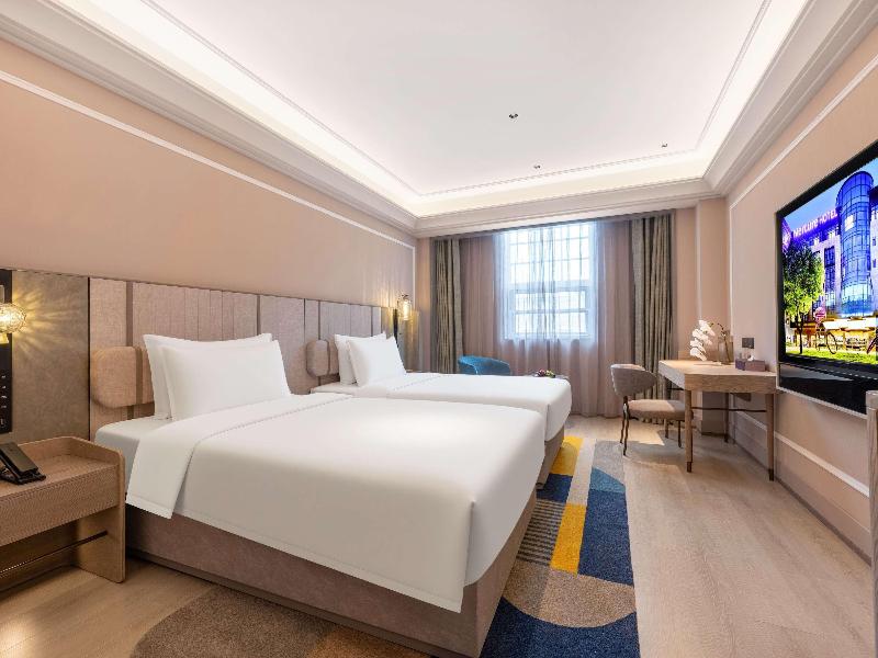 Mercure Chengdu Global Center — view