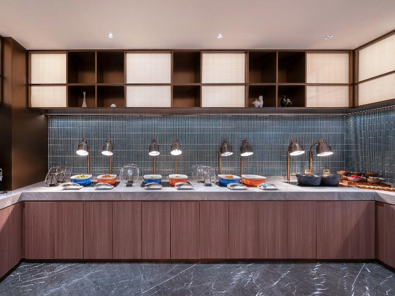 Novotel Hangzhou Binjiang image