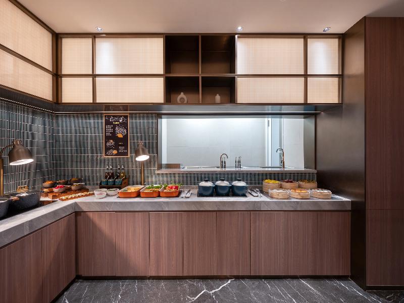 Novotel Hangzhou Binjiang image