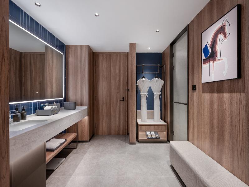 Novotel Hangzhou Binjiang image