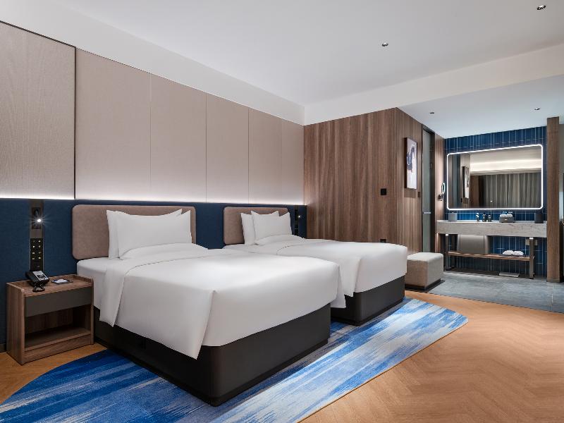 Novotel Hangzhou Binjiang image