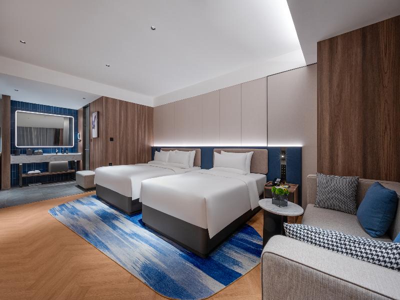 Novotel Hangzhou Binjiang image