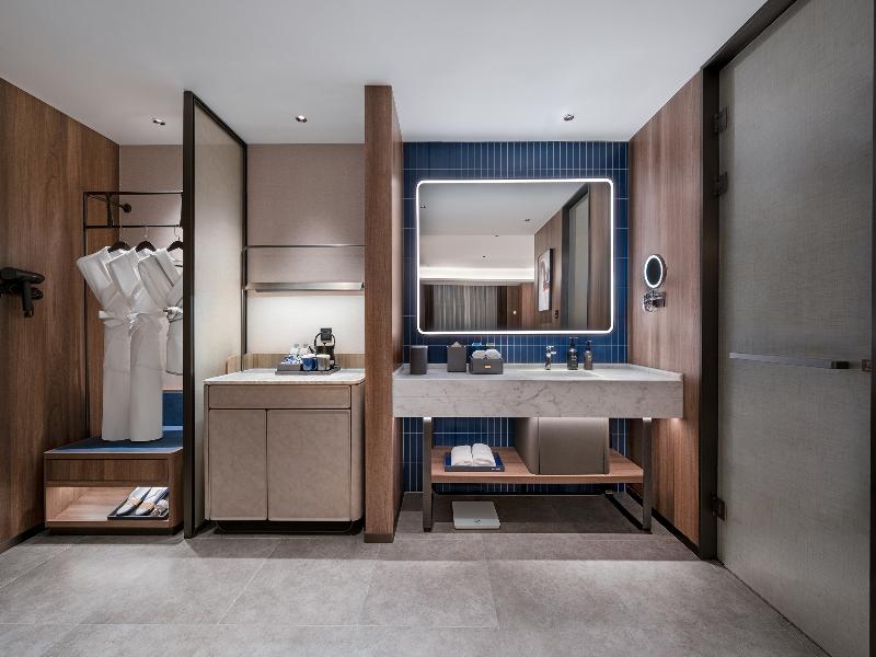 Novotel Hangzhou Binjiang image