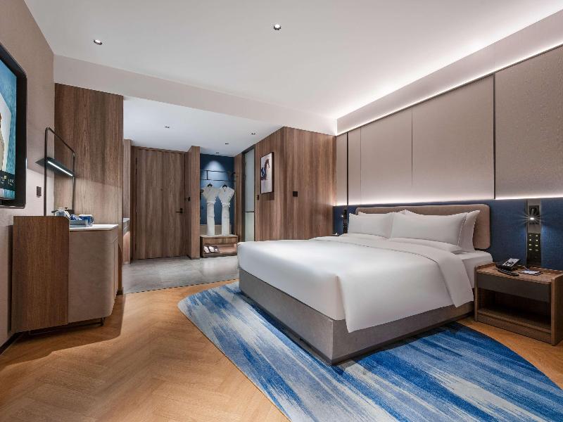 Novotel Hangzhou Binjiang image
