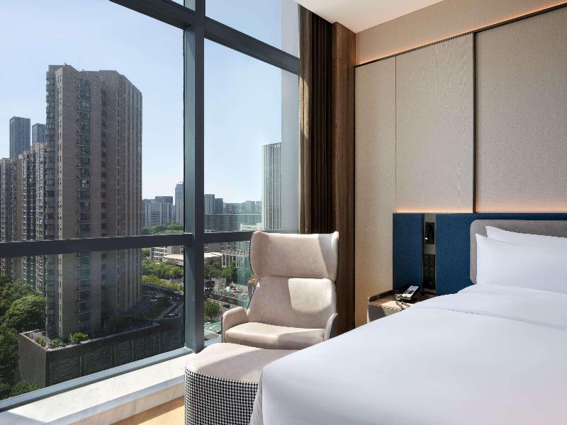 Novotel Hangzhou Binjiang image