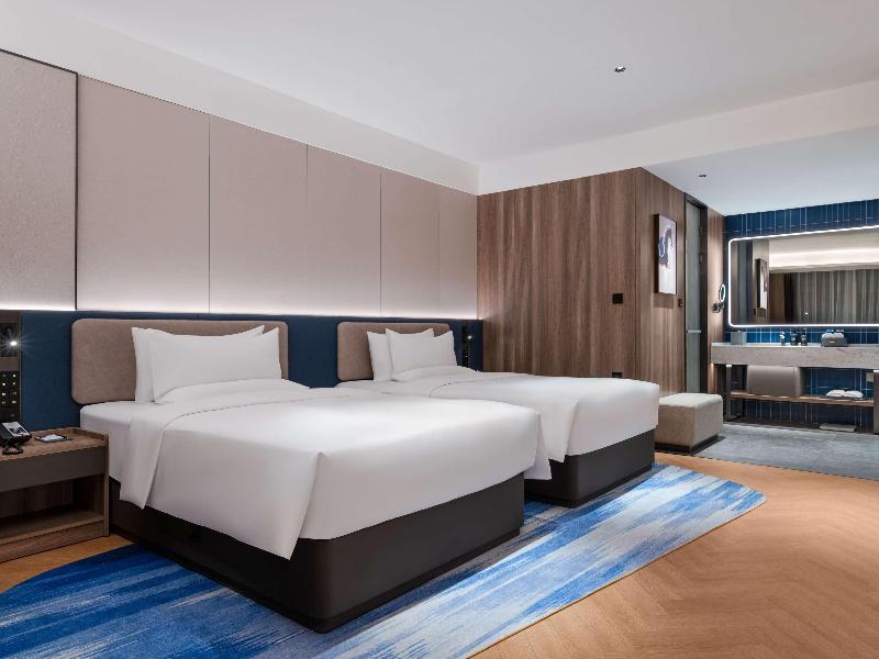 Novotel Hangzhou Binjiang image