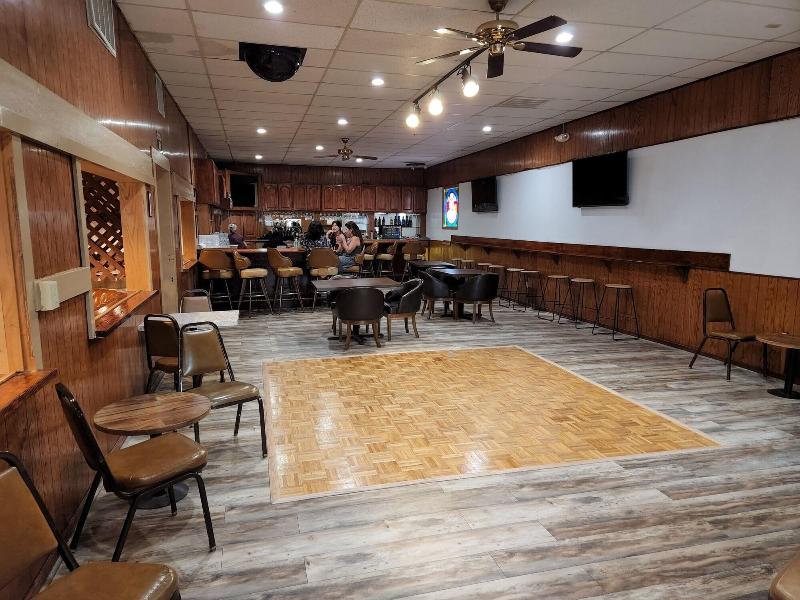 Delta Queen Lodge Bar Restaurant image