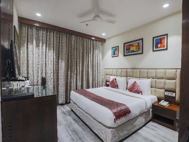 Hotel Bluestone (Nehru Place) By The Cosy Hotels image