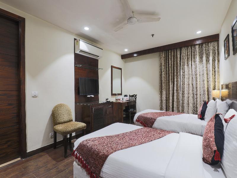 Hotel Bluestone (Nehru Place) By The Cosy Hotels image