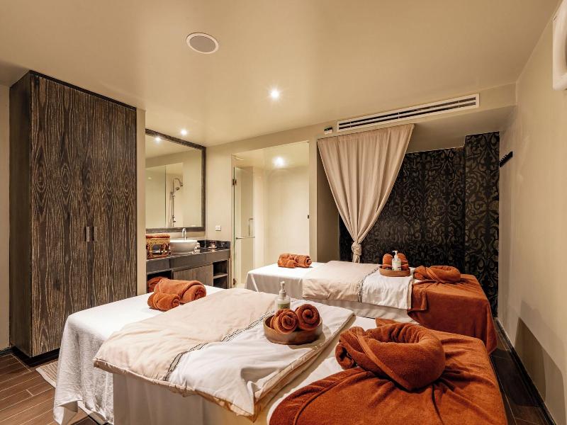 The Taksim Royal Beachfront Resort image