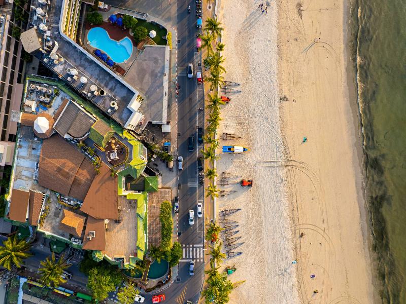 The Taksim Royal Beachfront Resort image