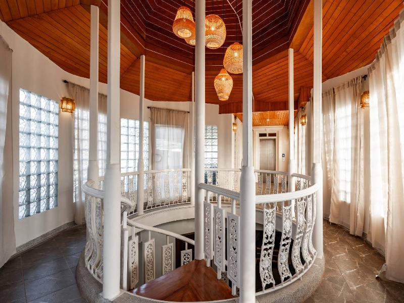 The Taksim Royal Beachfront Resort image