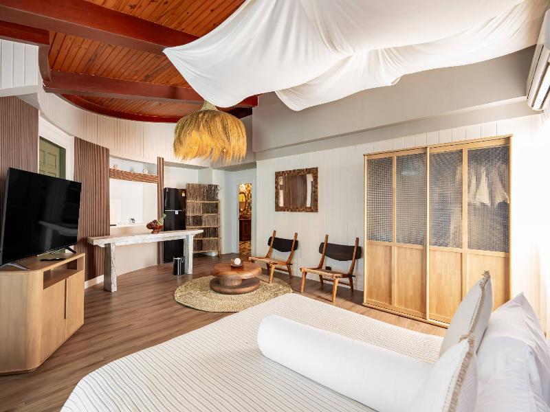 The Taksim Royal Beachfront Resort image